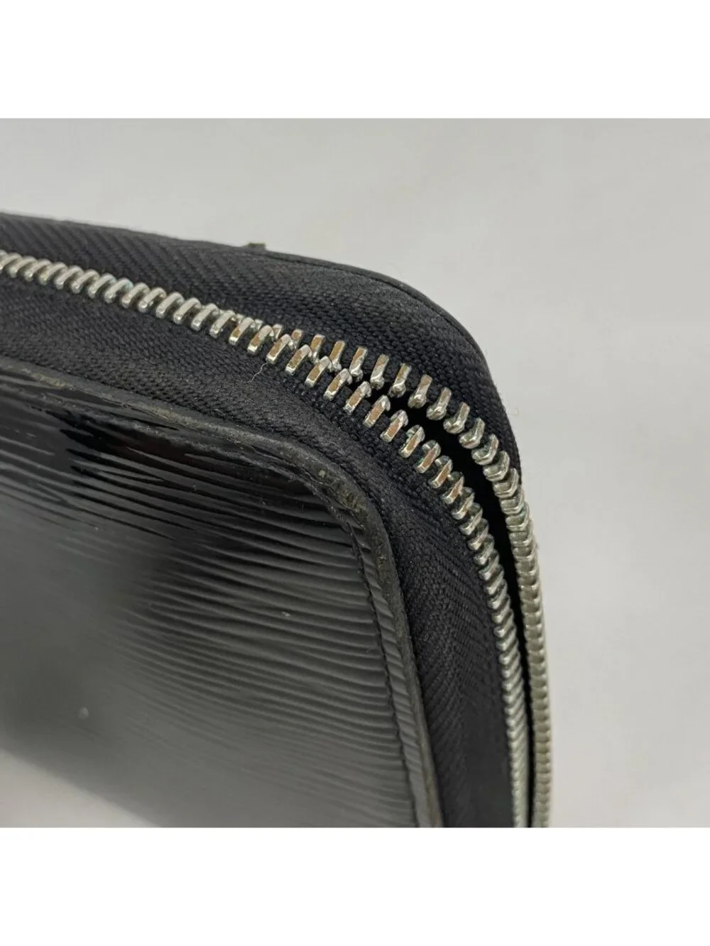 Louis Vuitton Wallet Epi Electric Zippy Organizer Noir